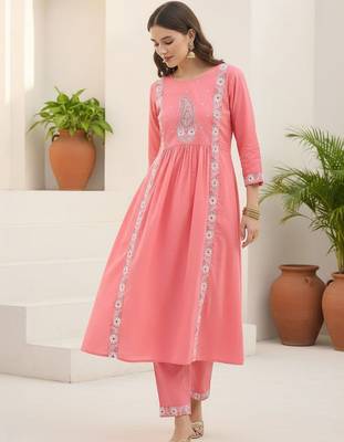Women Ethnic Motifs Embroidered Panelled Thread Work Pure Cotton Kurta with Trousers 1