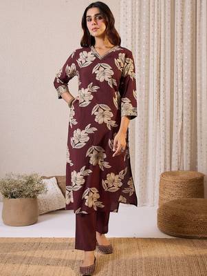 Women Floral Printed Kurta with Trousers & Dupatta 4