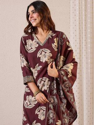Women Floral Printed Kurta with Trousers & Dupatta 6