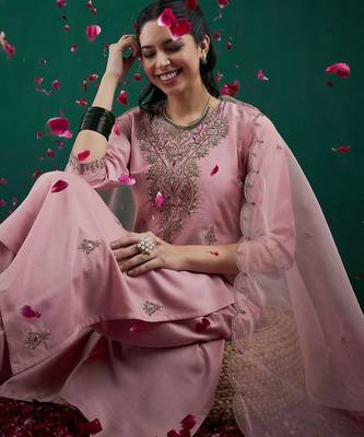 Women Ethnic Motifs Embroidered Regular Thread Work Kurta with Trousers & With Dupatta 3