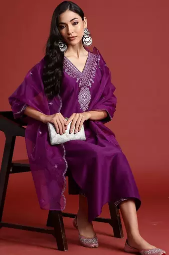 Women Ethnic Motifs Embroidered Kurta with Trousers & Dupatta