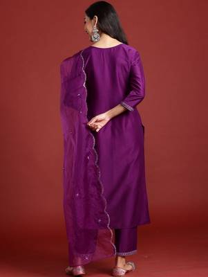 Women Ethnic Motifs Embroidered Kurta with Trousers & Dupatta 5