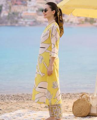 Women Printed Regular Pure Cotton Kurta with Trousers 3