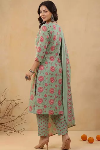 Women Floral Printed Regular Mirror Work Kurta with Trousers & With Dupatta