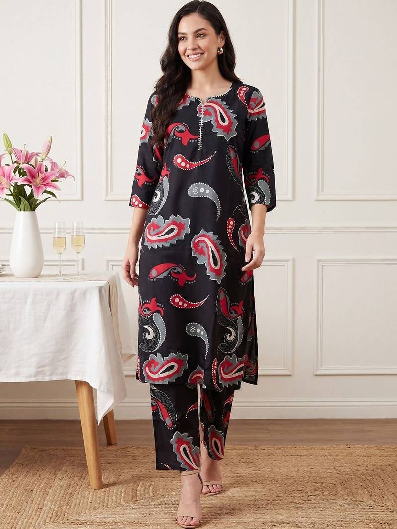 Women Paisley Printed Regular Thread Work Pure Cotton Kurta with Palazzos