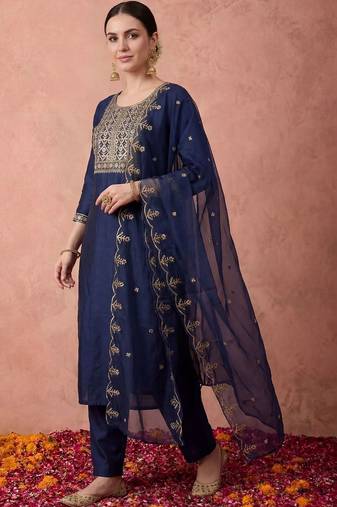 Women Ethnic Motifs Embroidered Regular Thread Work Kurta with Trousers & With Dupatta