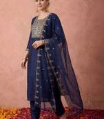 Women Ethnic Motifs Embroidered Regular Thread Work Kurta with Trousers & With Dupatta
