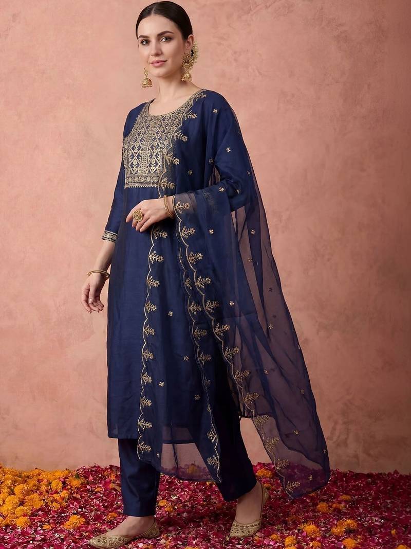 Women Ethnic Motifs Embroidered Regular Thread Work Kurta with Trousers & With Dupatta