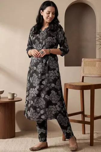 Women Floral Printed Regular Pure Cotton Kurta with Trousers