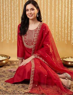 Women Ethnic Motifs Embroidered Regular Liva Kurta with Palazzos & With Dupatta 5