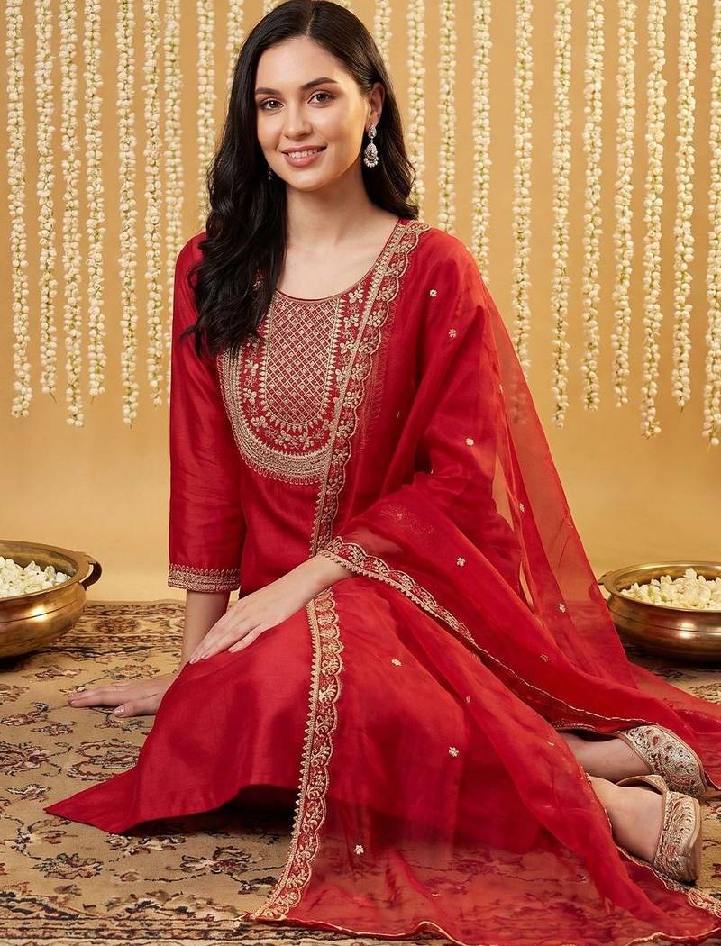 Women Ethnic Motifs Embroidered Regular Liva Kurta with Palazzos & With Dupatta