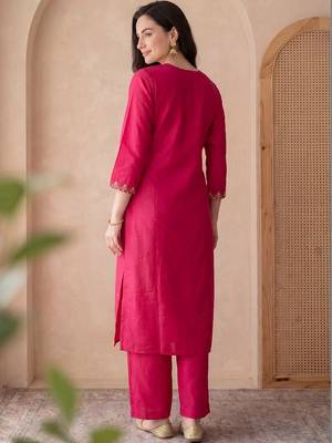 Women Ethnic Motifs Embroidered Regular Thread Work Kurta with Trousers & With Dupatta 4
