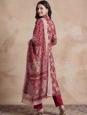 Women Floral Printed Angrakha Pure Cotton Kurta with Trousers & With Dupatta 6