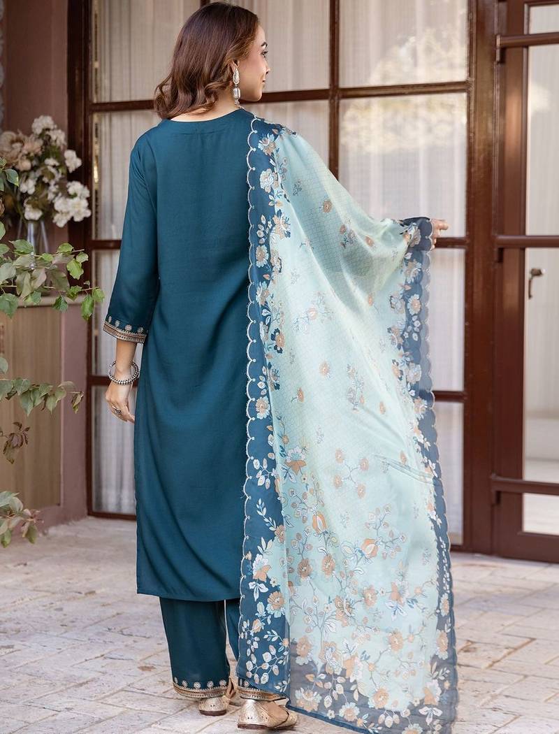 Women Ethnic Motifs Embroidered Regular Thread Work Kurta with Trousers & With Dupatta