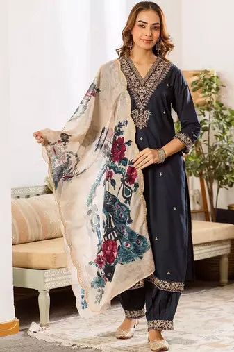 Women Ethnic Motifs Embroidered Regular Thread Work Kurta with Harem Pants & With Dupatta