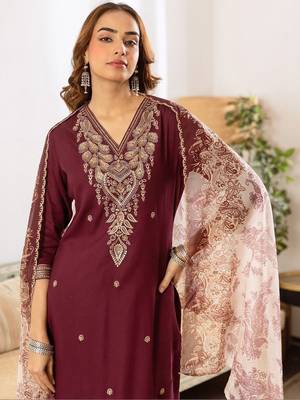 Women Ethnic Motifs Embroidered Regular Thread Work Kurta with Palazzos & With Dupatta 2