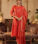 Women Floral Embroidered Regular Thread Work Kurta with Trousers & With Dupatta