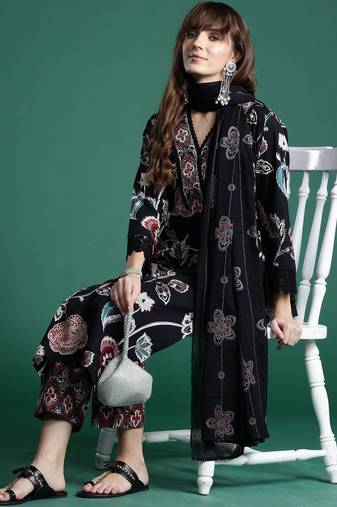 Women Floral Printed Regular Pure Cotton Kurta with Trousers & With Dupatta
