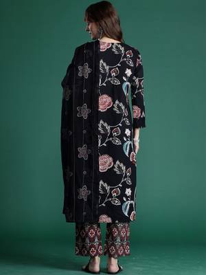 Women Floral Printed Regular Pure Cotton Kurta with Trousers & With Dupatta 3