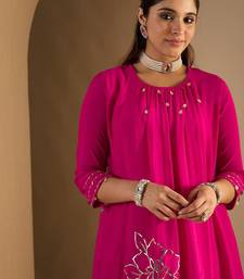 Women Floral Printed A-Line Kurta with Trousers