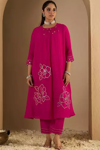 Women Floral Printed A-Line Kurta with Trousers