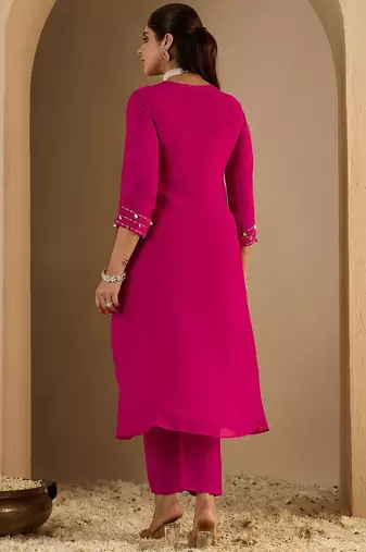 Women Floral Printed A-Line Kurta with Trousers