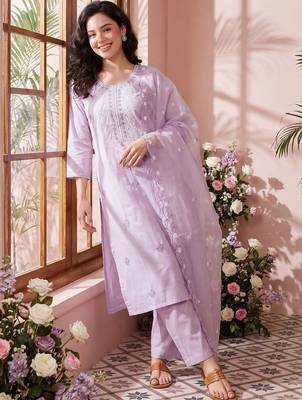 Women Ethnic Motifs Embroidered Regular Chikankari Kurta with Trousers & With Dupatta 6