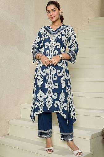 Floral Printed V-Neck Pure Cotton Kurta with Trousers