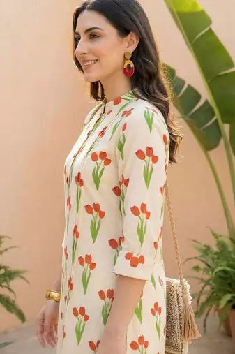 Women Floral Printed Regular Pure Cotton Kurta with Trousers