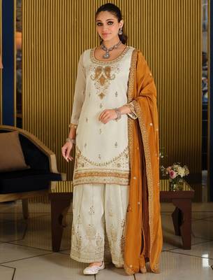 Women Paisley Embroidered Regular Beads and Stones Kurta with Palazzos & With Dupatta 1