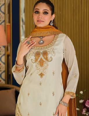 Women Paisley Embroidered Regular Beads and Stones Kurta with Palazzos & With Dupatta 5