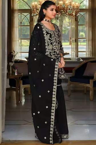 Women Floral Embroidered Regular Thread Work Kurta with Sharara & With Dupatta