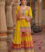 Women Floral Embroidered Regular Kurta with Sharara & With Dupatta