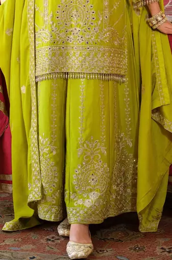 Women Ethnic Motifs Embroidered Regular Thread Work Kurta with Sharara & With Dupatta