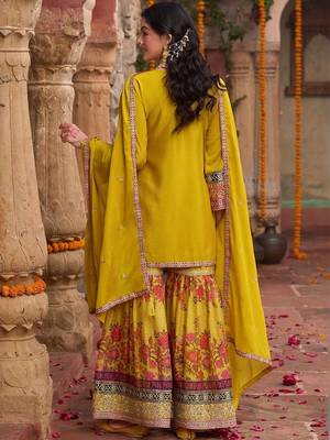 Women Kurta Sets 4