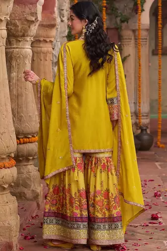 Women Kurta Sets