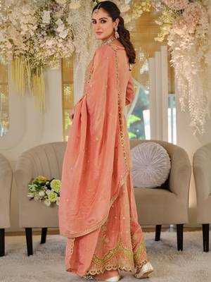 Women Ethnic Motifs Embroidered Panelled Thread Work Kurta with Sharara & With Dupatta 5