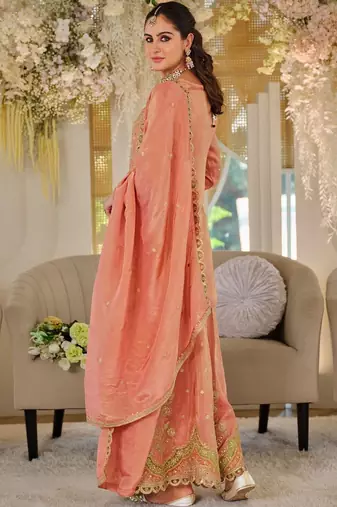 Women Ethnic Motifs Embroidered Panelled Thread Work Kurta with Sharara & With Dupatta