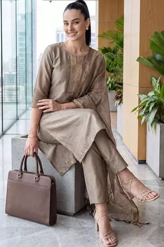 Women Ethnic Motifs Embroidered Regular Thread Work Kurta with Trousers & With Dupatta