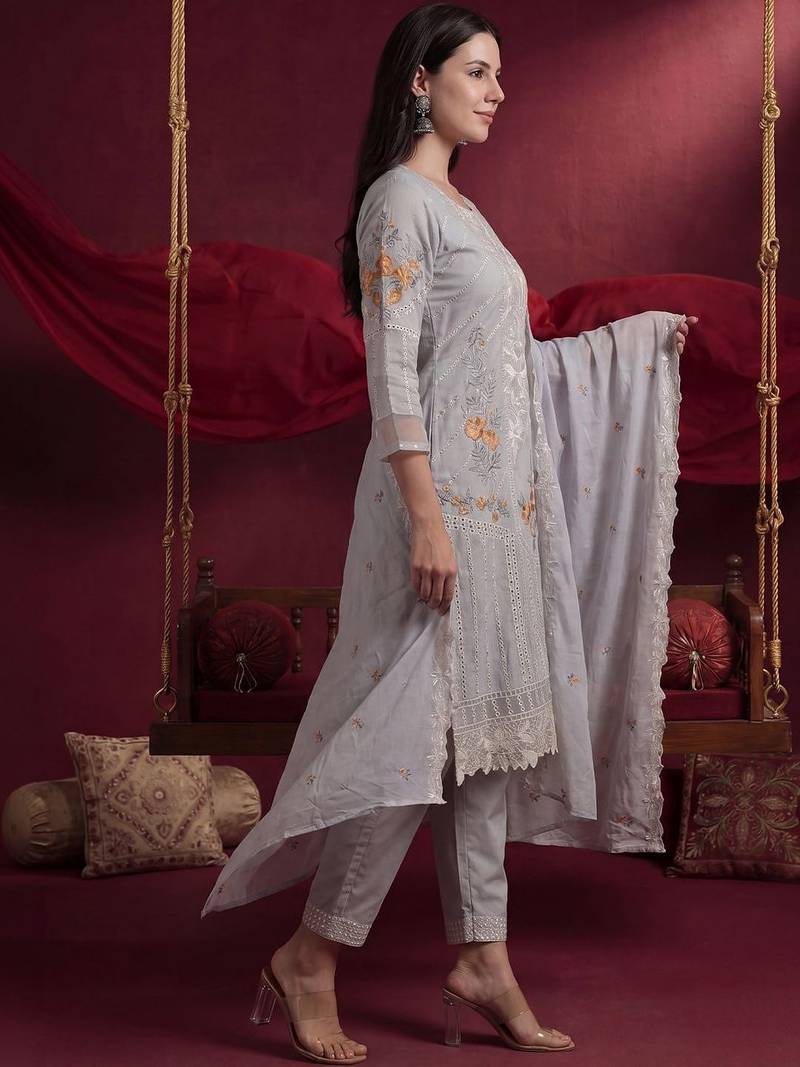 Women Floral Embroidered Regular Thread Work Pure Cotton Kurta with Trousers & With Dupatta