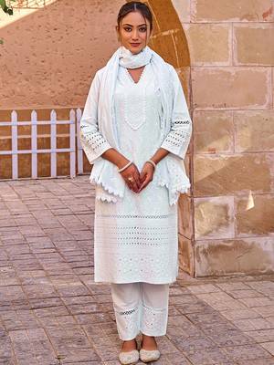 Floral Embroidered Thread Work Pure Cotton Straight Kurta With Trousers & Dupatta 4