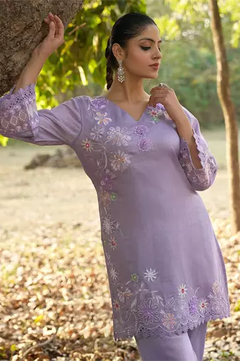 purple floral embroidered regular thread work  cotton kurta with trousers