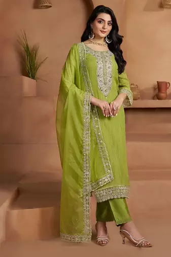 green ethnic motifs embroidered regular zari work kurta with trousers & with dupatta