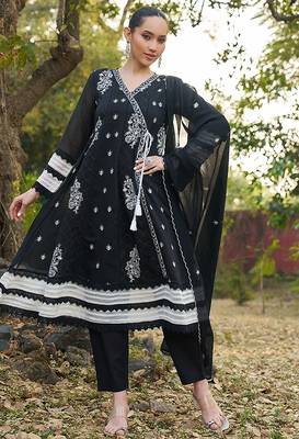 black embroidered  cotton v-neck anarkali set 1