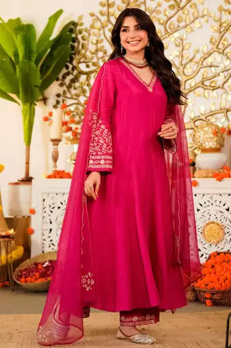 Women's Gorgeous Embroidery Work Viscose Chanderi Fabric Flared Anarkali Pant and Dupatta Set