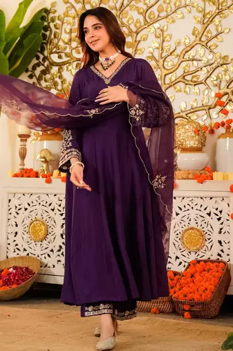 Women's Gorgeous Embroidery Work Viscose Chanderi Fabric Flared Anarkali Pant and Dupatta Set