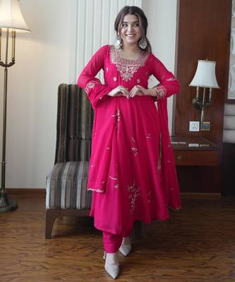 Red faux georgette embroidered flared gown set 1