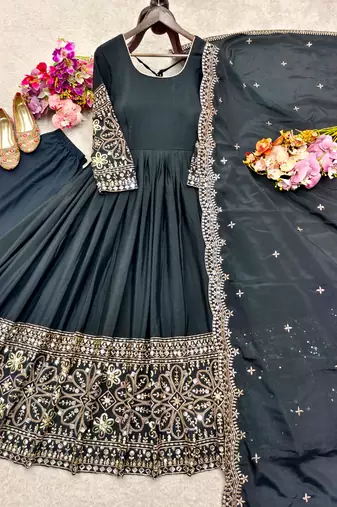 Black silk blend embroidered flared gown set