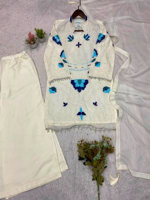 Off-white organza embroidered palazzo set 3