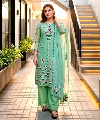 Green silk blend embroidered palazzo set 2